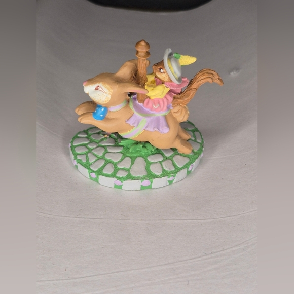 CAROUSEL SQUIRRELS on RABBIT BY KATHY JEFFERS 1993 AVON FIGURINE - Picture 3 of 5